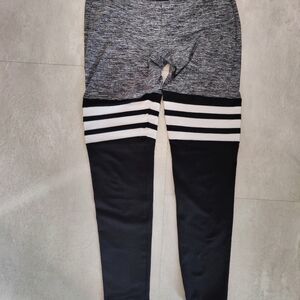 Bombshell Leggings Gray and Black Sz L